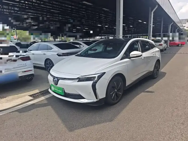 Buick Velite 6