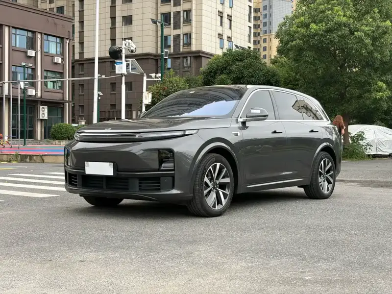Li Auto L7