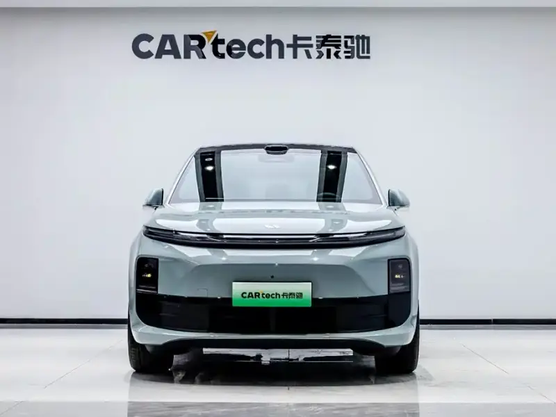 Li Auto L6