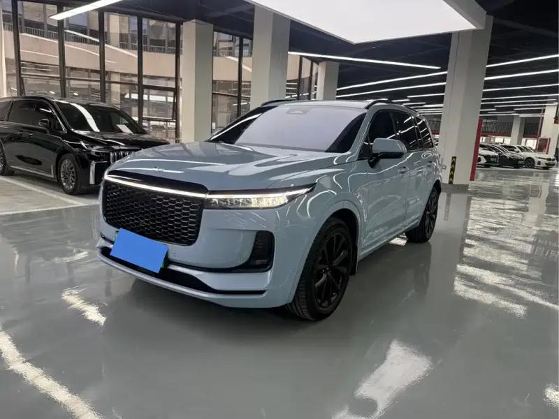 Li Auto ONE