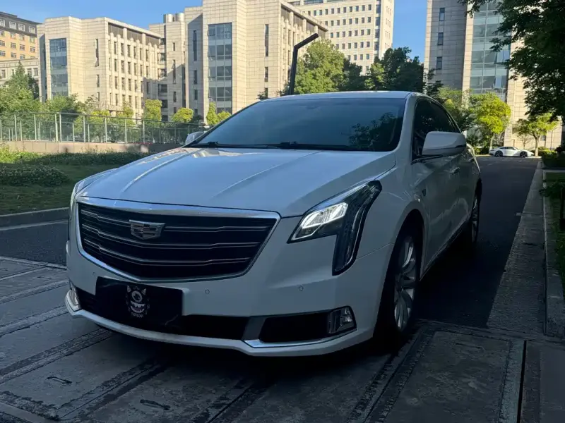 Cadillac XTS