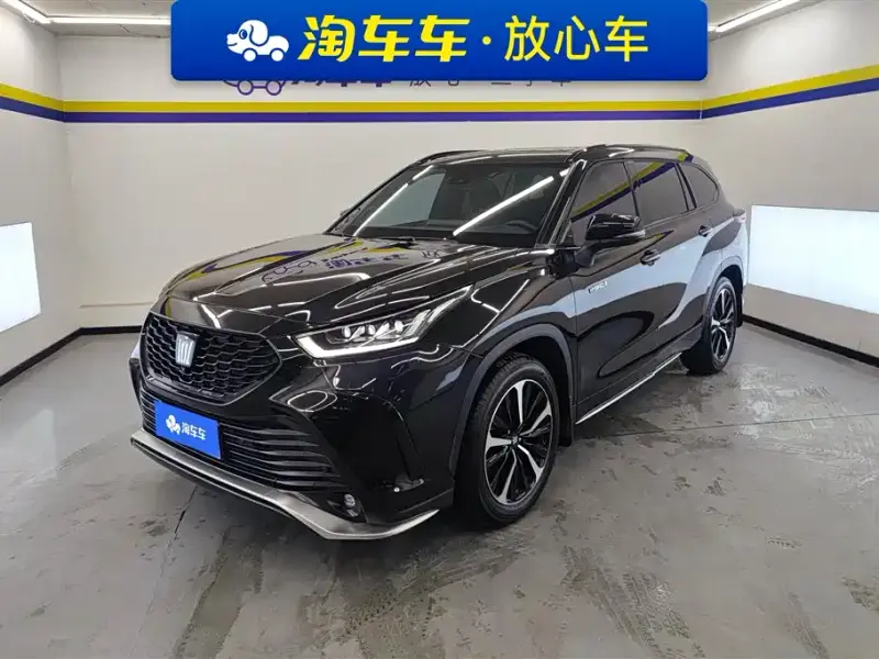Toyota Crown Kluger