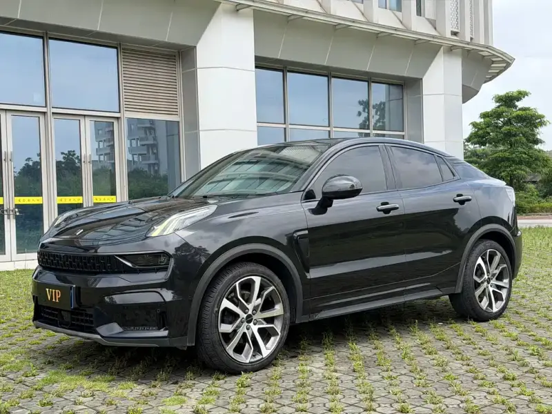 Lynk & Co 05