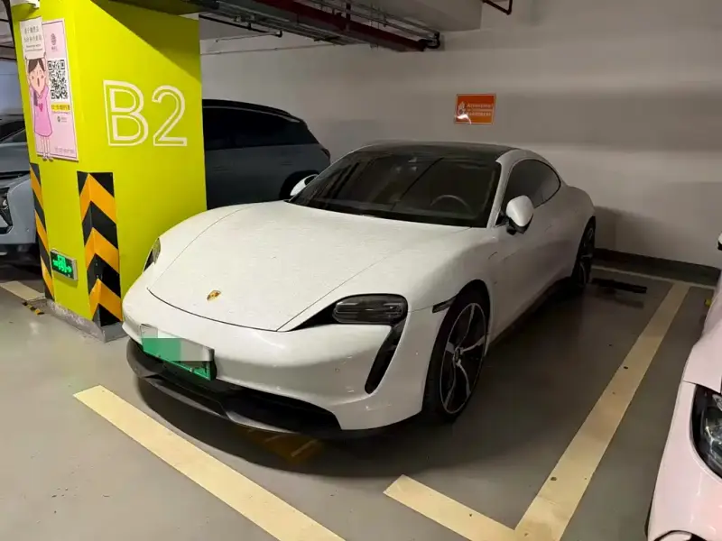 Porsche Taycan