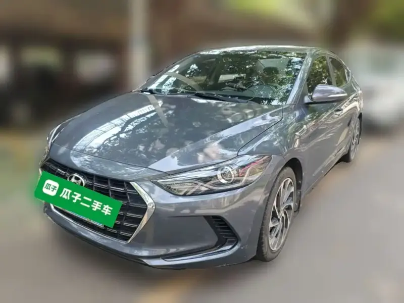 Hyundai Elantra
