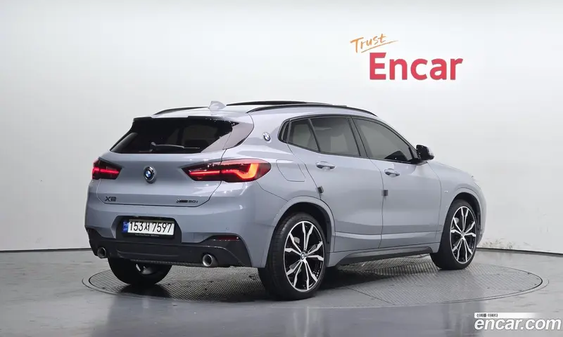 BMW X2
