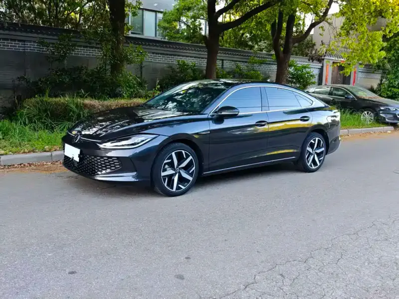 Volkswagen Lamando
