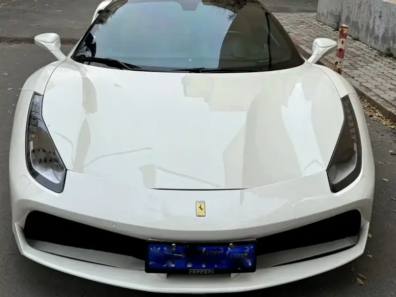 Ferrari 488