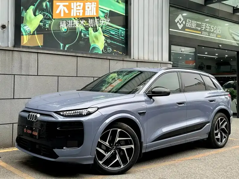 Audi Q6L e-tron