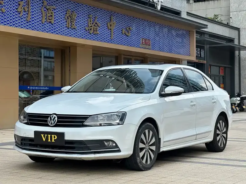 Volkswagen Sagitar