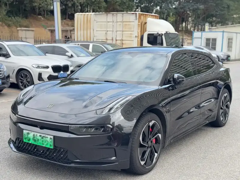 Zeekr 001