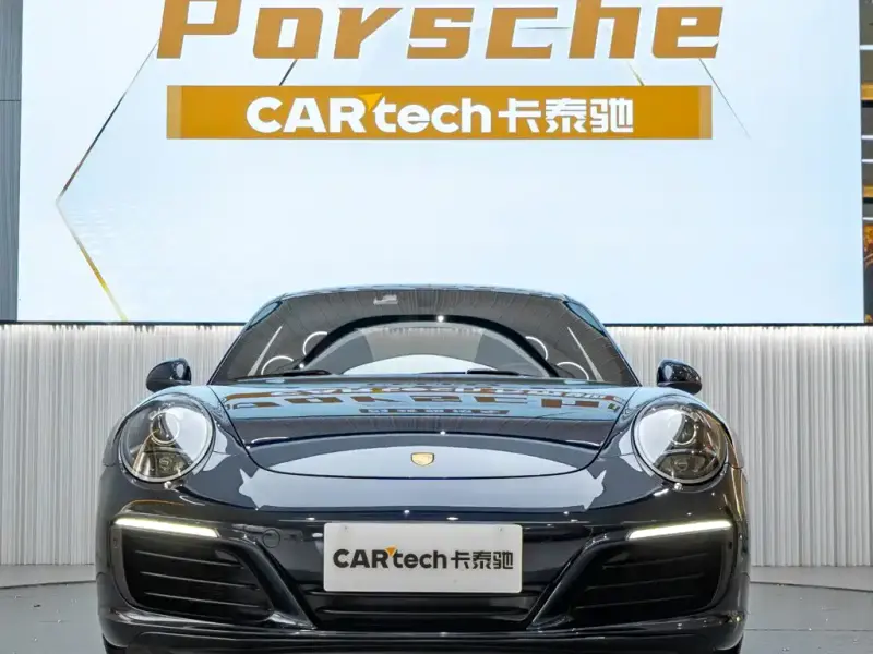 Porsche 911