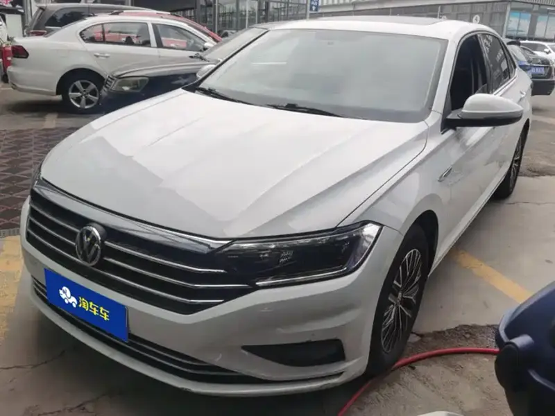 Volkswagen Sagitar