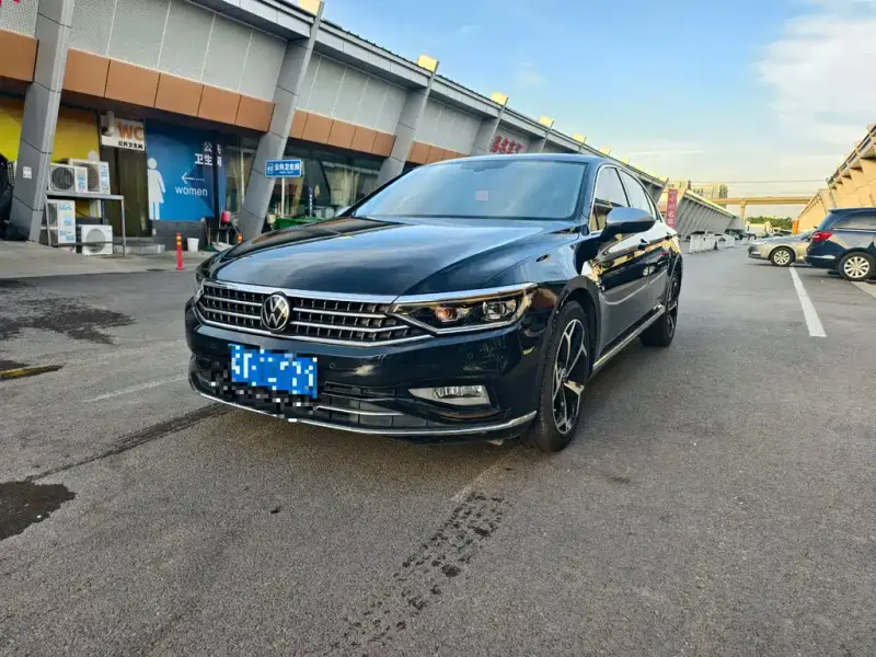 Volkswagen Magotan