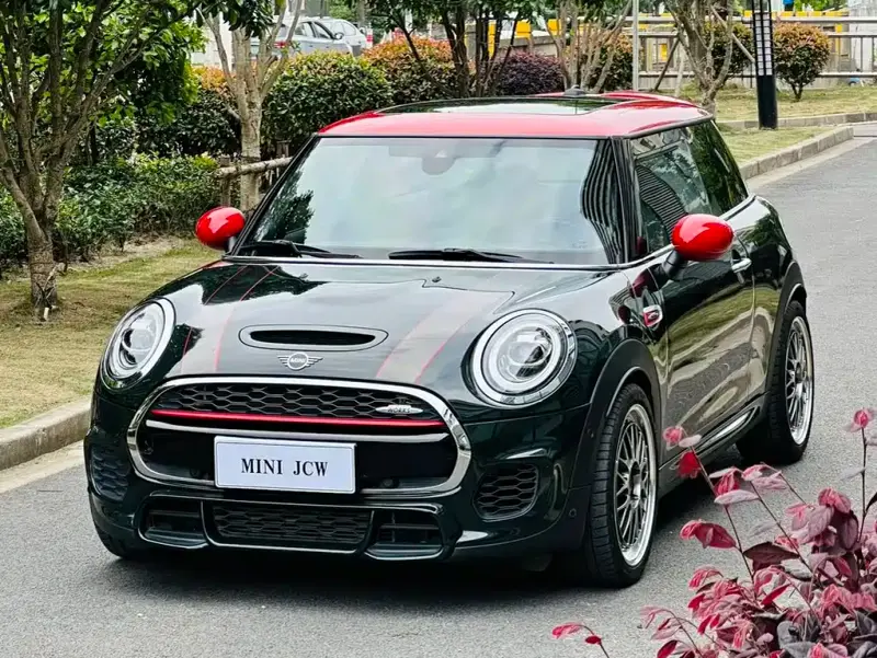 MINI Mini JCW