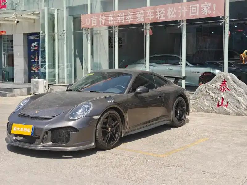 Porsche 911