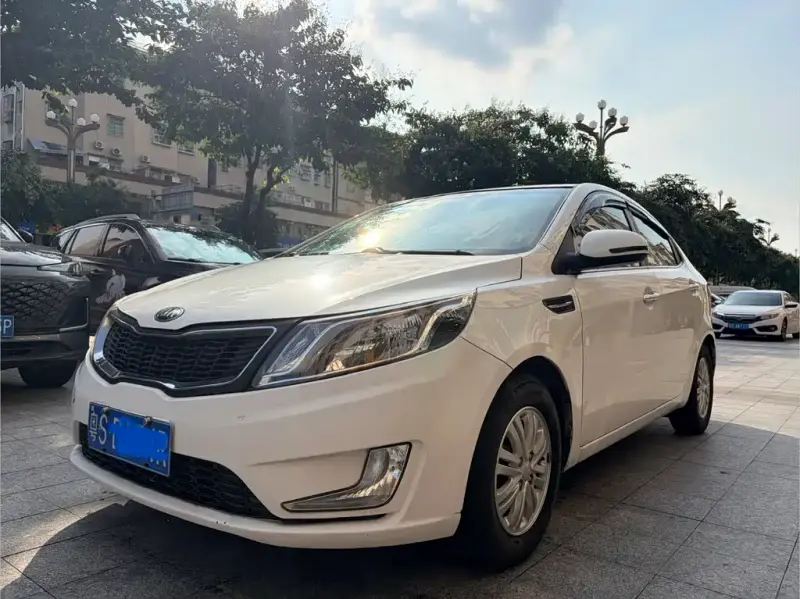 Kia K2