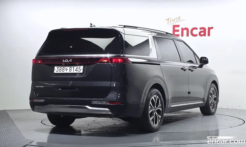 Kia Carnival (Canival)