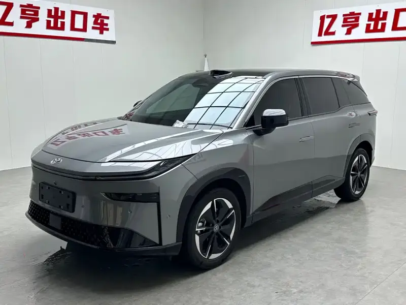 Toyota Bozhi 3X