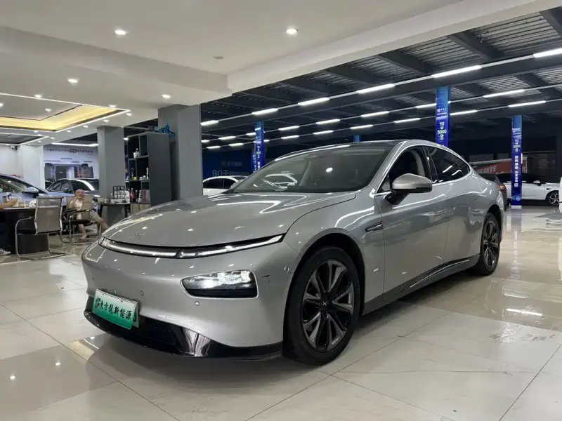XPeng P7