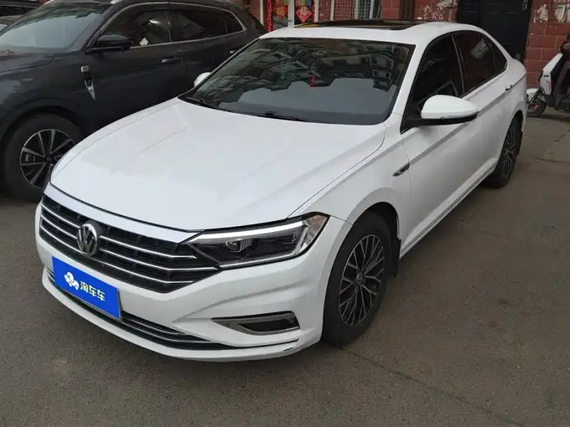 Volkswagen Sagitar