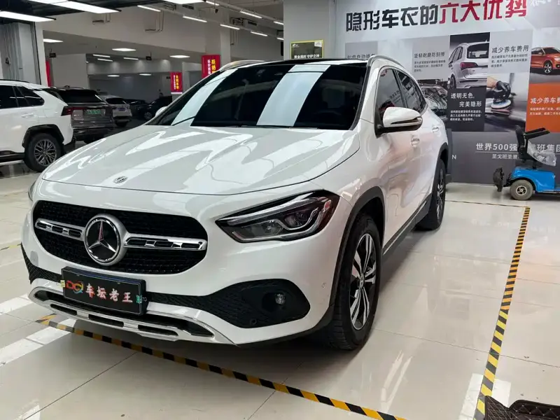 Mercedes-Benz GLA