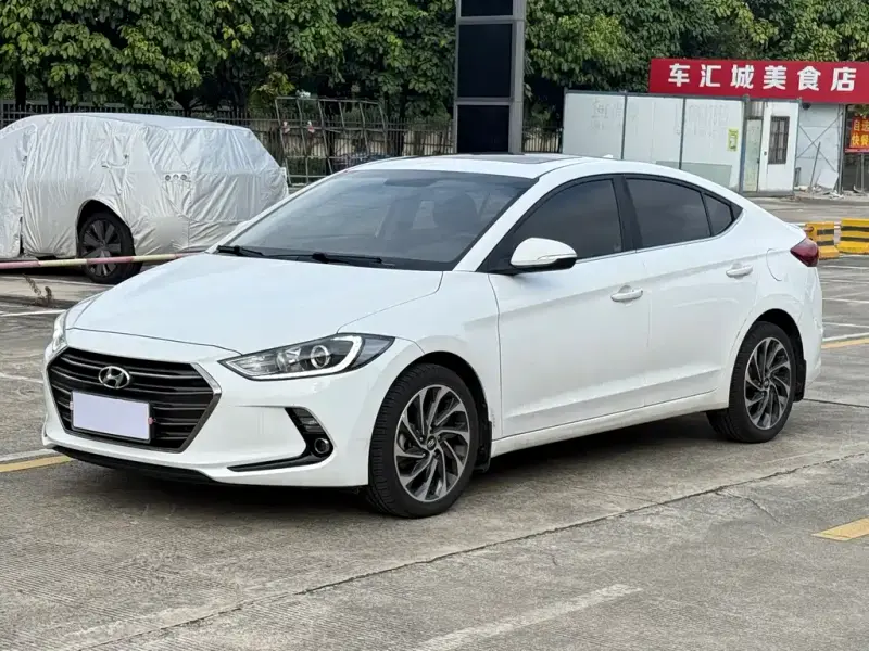 Hyundai Elantra