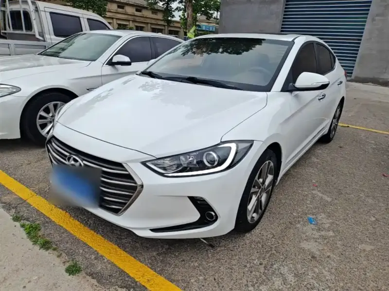 Hyundai Elantra