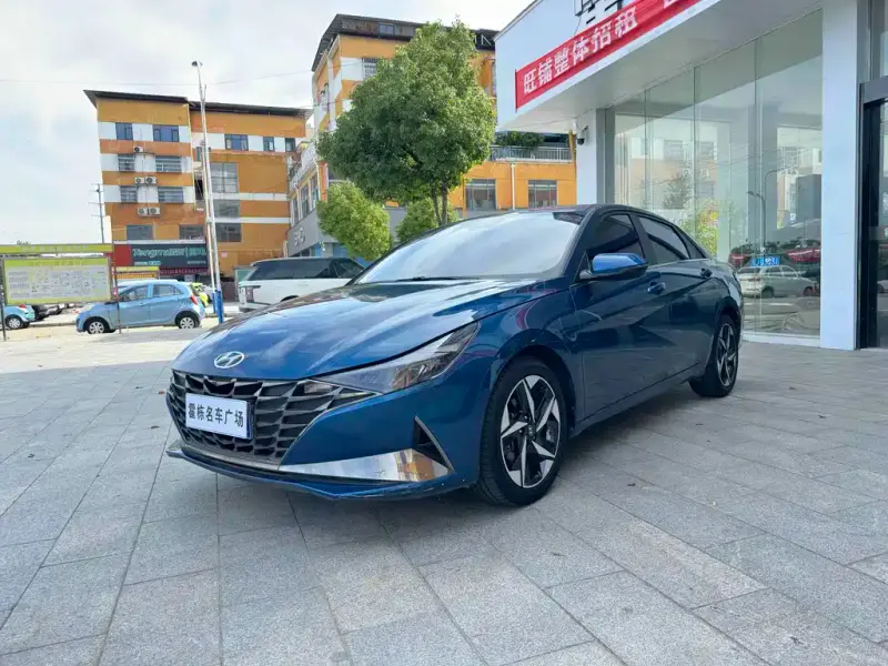 Hyundai Elantra