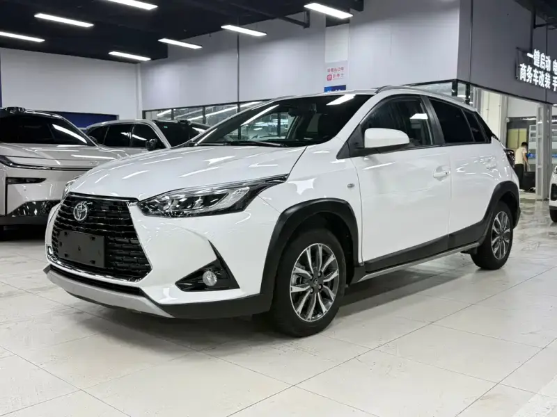 Toyota Yaris L