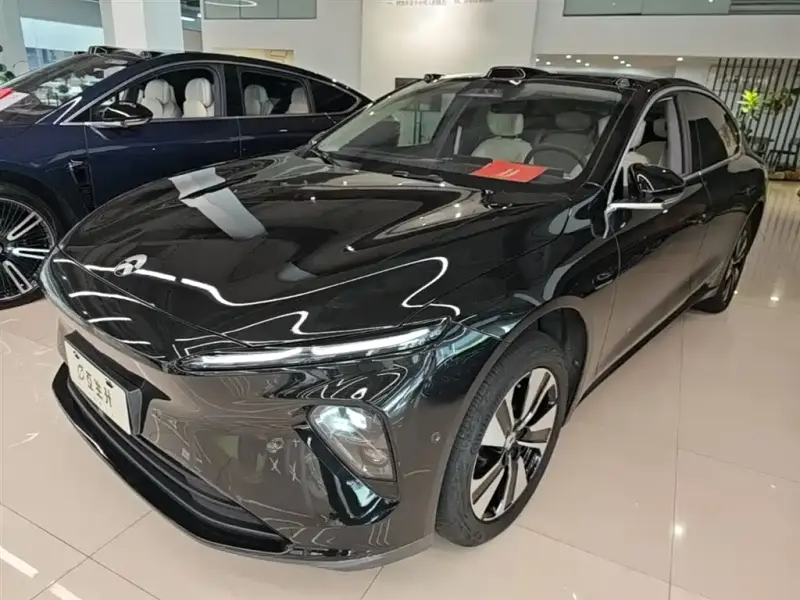 NIO ET7