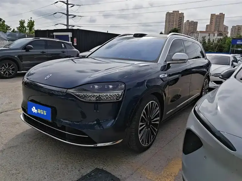 AITO M9