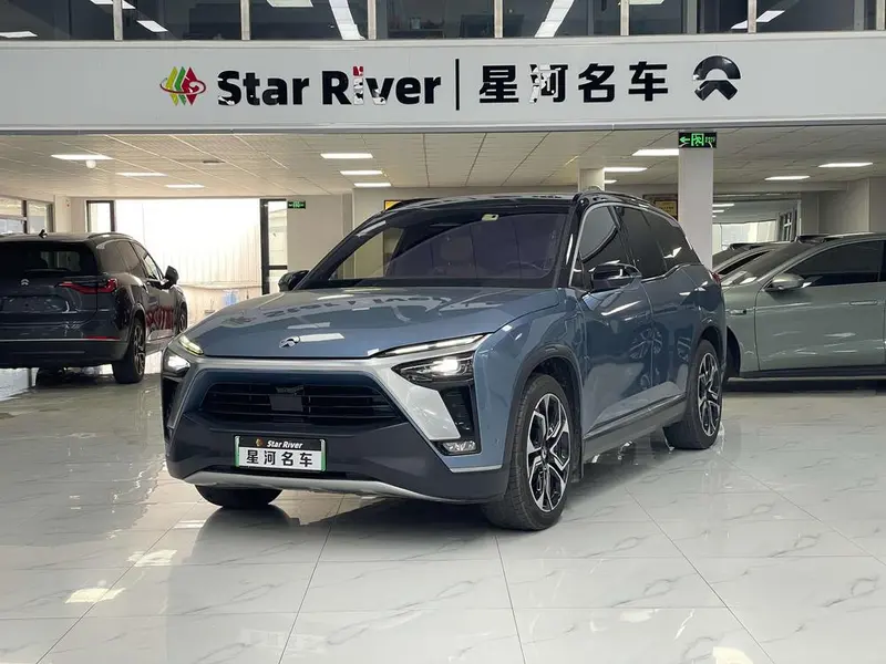 NIO ES8