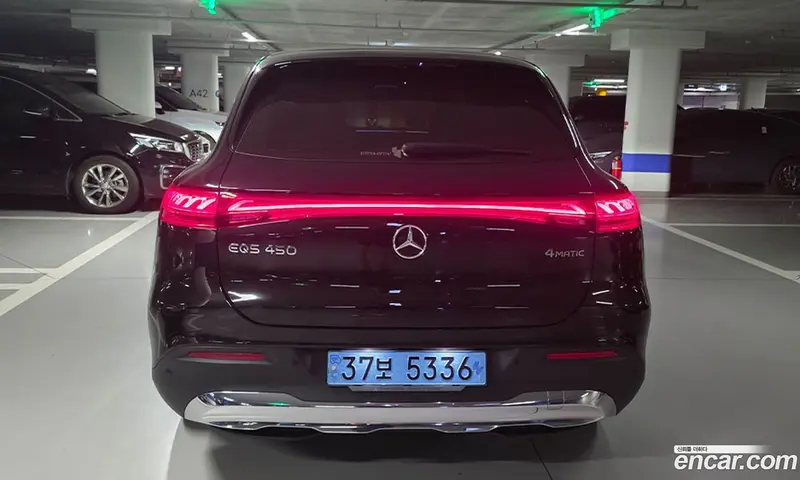 Mercedes-Benz EQS