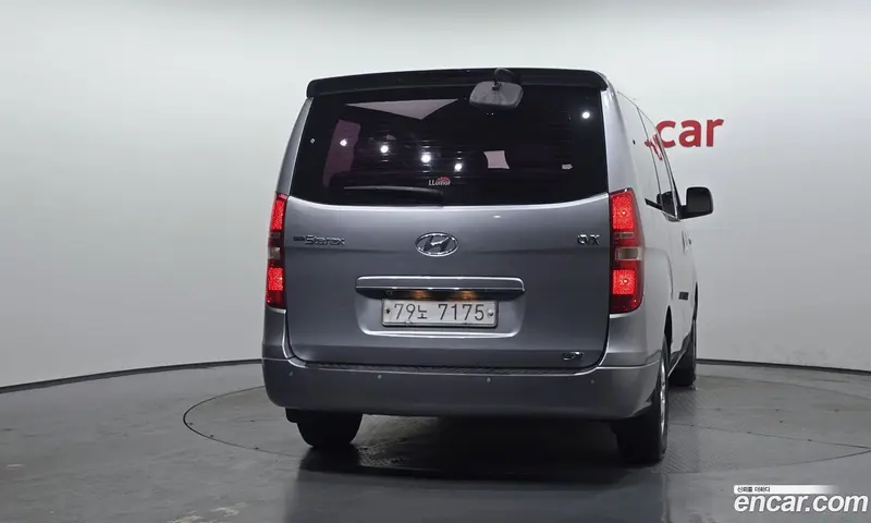 Hyundai H-1