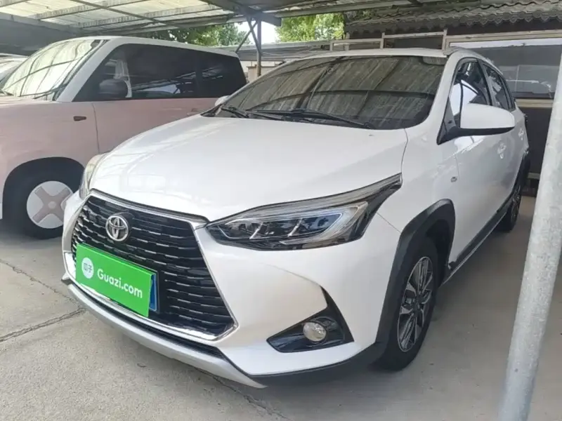 Toyota Yaris L