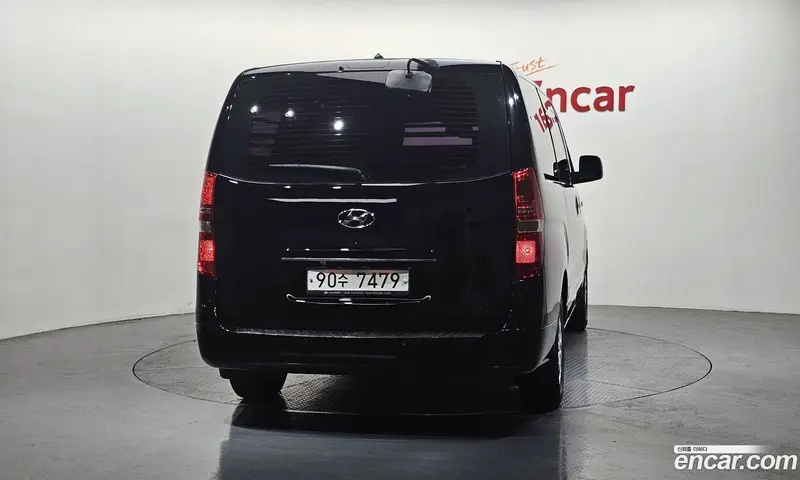 Hyundai H-1