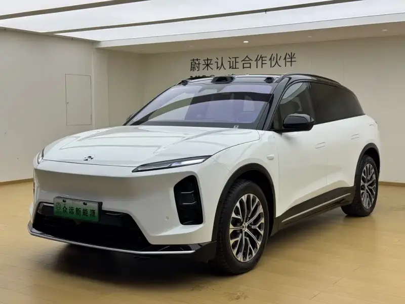 NIO ES6