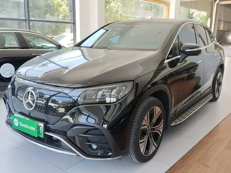 Mercedes-Benz EQE SUV