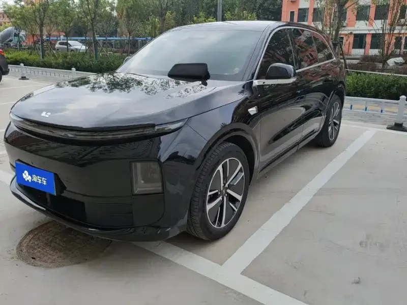 Li Auto L6