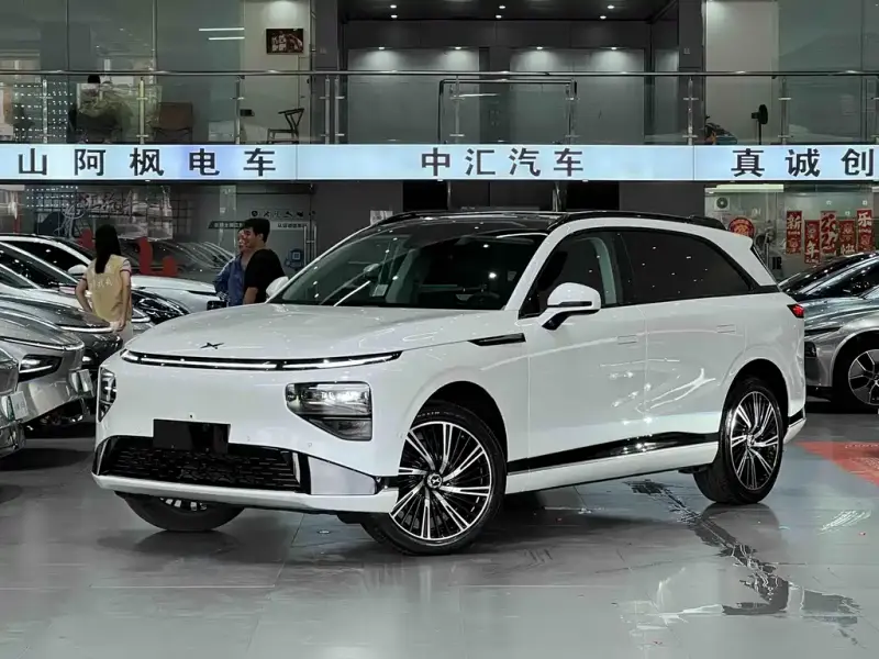 XPeng G9