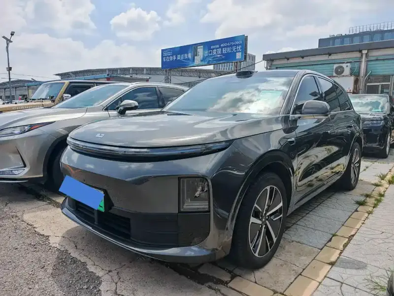 Li Auto L6