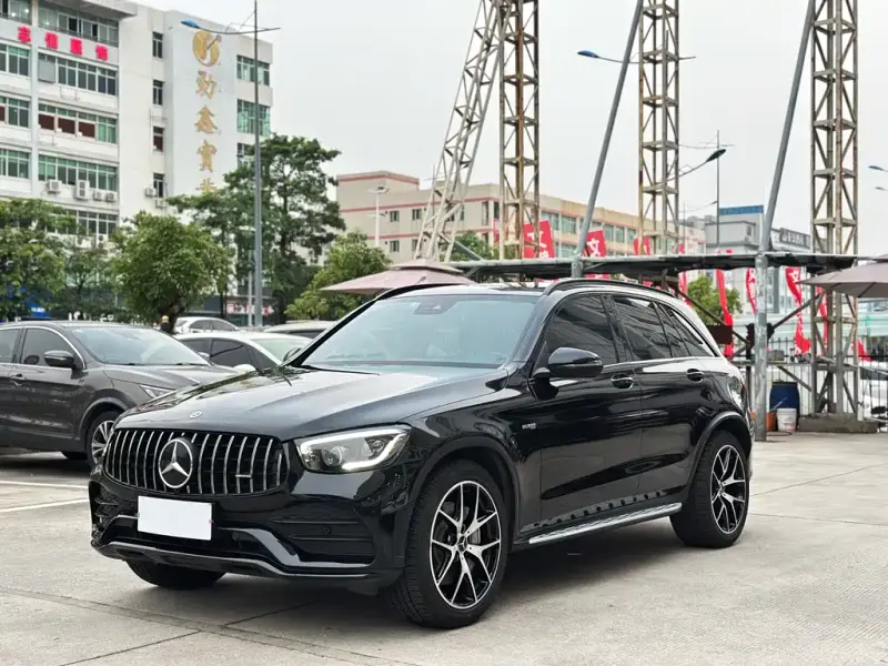Mercedes-Benz GLC AMG