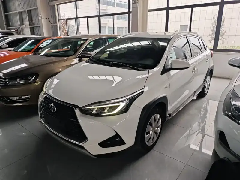 Toyota Yaris L