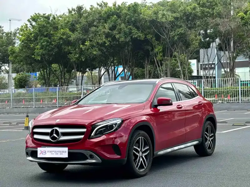 Mercedes-Benz GLA