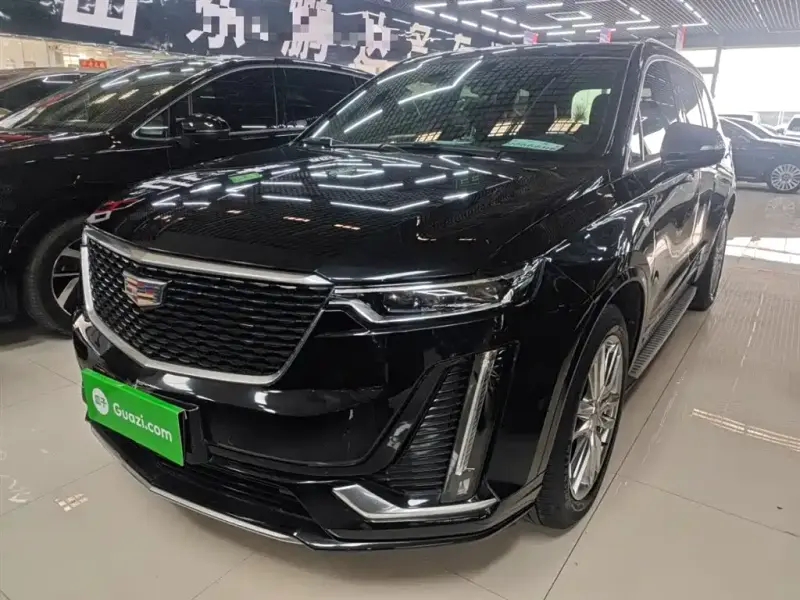 Cadillac XT6