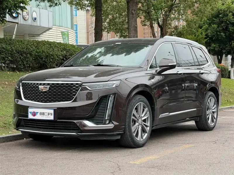 Cadillac XT6