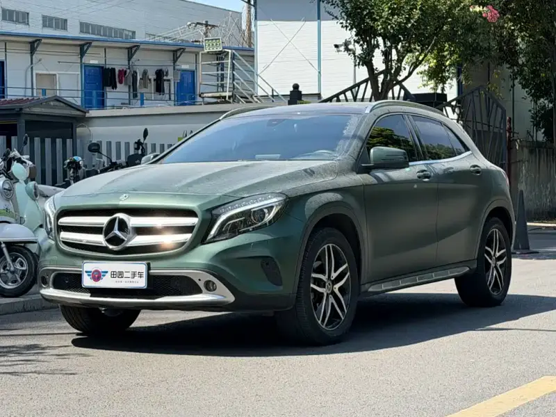 Mercedes-Benz GLA