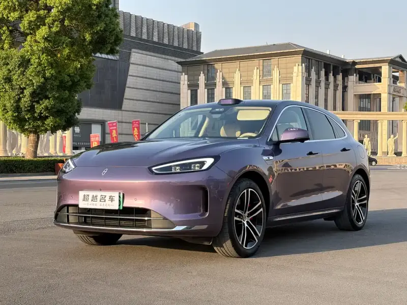 AITO M5
