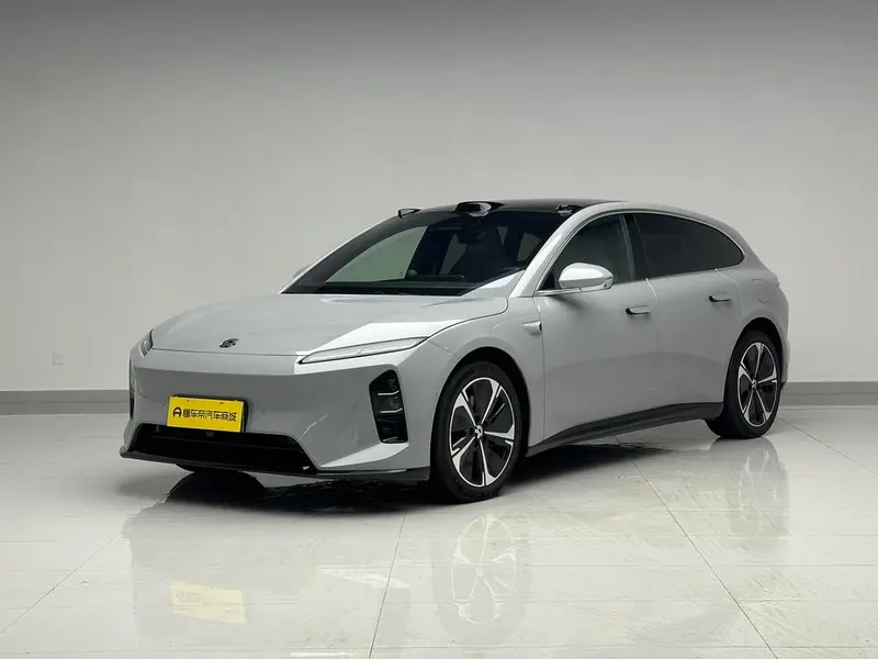 NIO ET5T